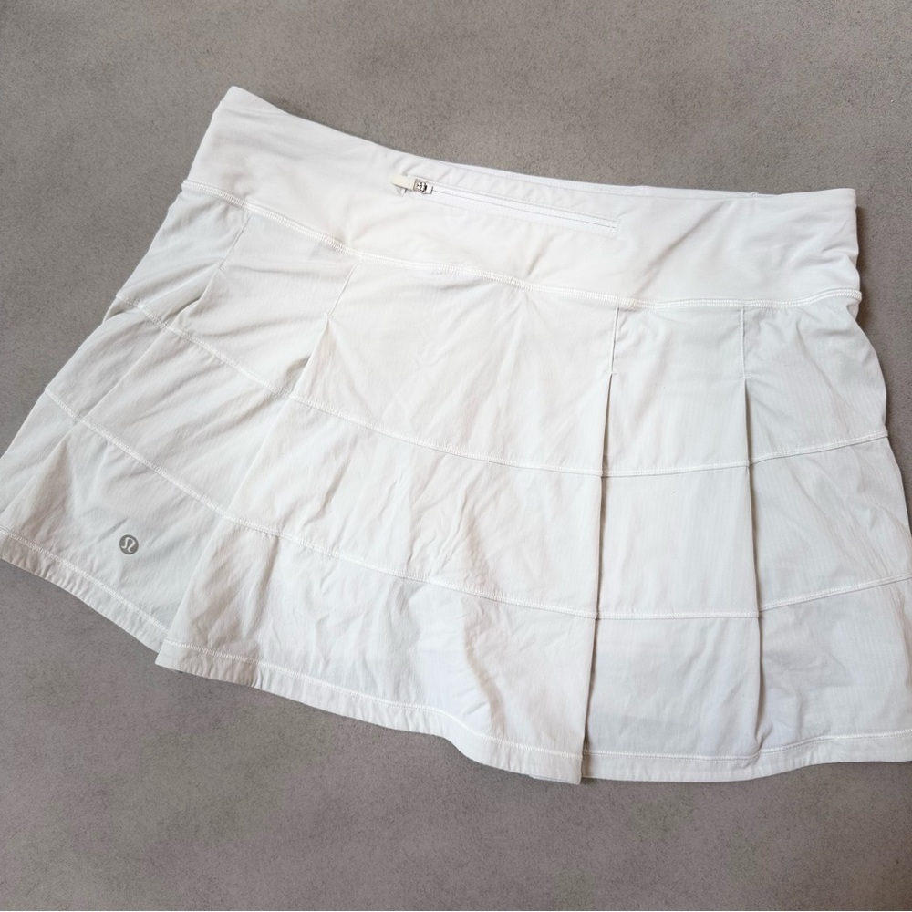 Lululemon Athletica Light Gray Pace Rival Sport Run Skort Skirt Women’s Size 10